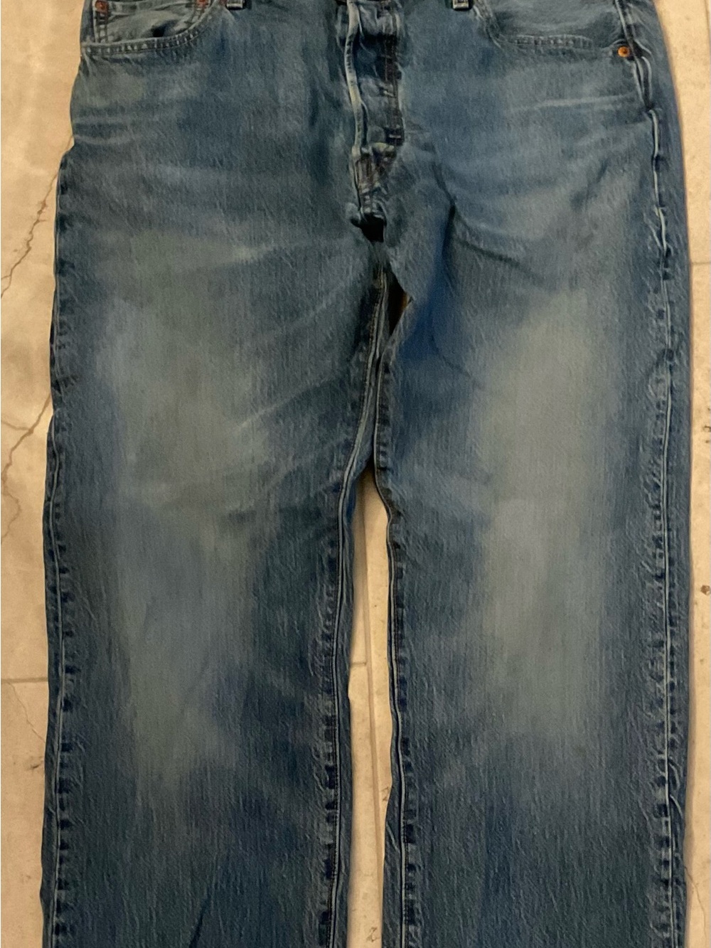 Levi's Relaxed Fit Faded Blue Jeans